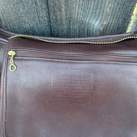 Vintage Coach Slim Duffle Mahogany - Picture 10 of 12